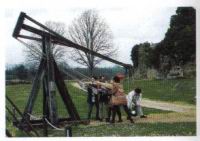 Bricole, chateau de Gilles de Rais a Tiffauges (photo R. Beffeyte)(tire du livre de R. Beffeyte).jpg