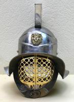 Casque de gladiateur (05).jpg